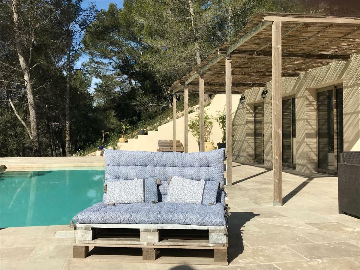 Bed and Breakfast Mas De La Fadeto Les Baux-de-Provence Esterno foto
