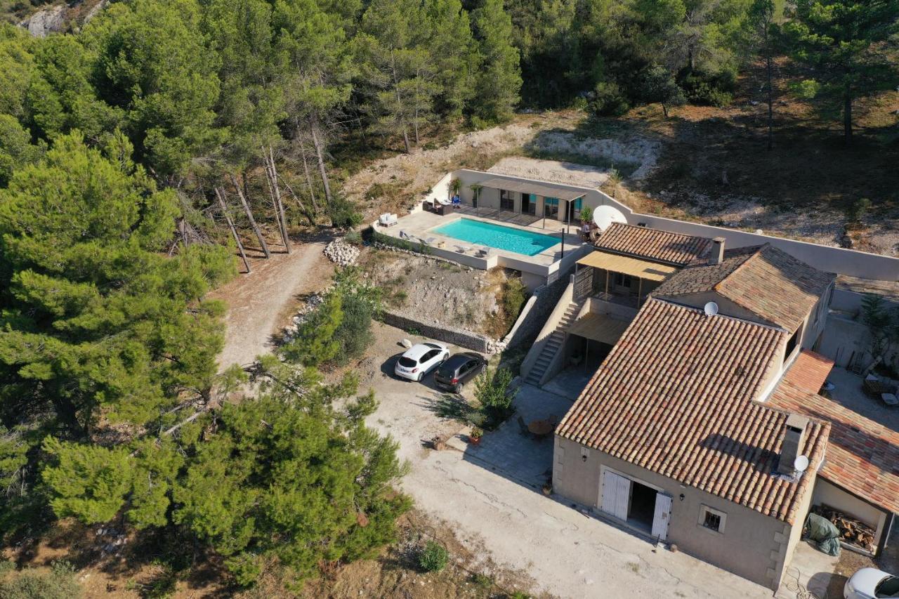 Bed and Breakfast Mas De La Fadeto Les Baux-de-Provence Esterno foto